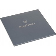 Estuche cartulina para pañuelo PAOLO FERRARA,tamaño 24 x 24 cms, azul con logo color plata
